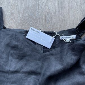 Reformation Bridgton linen dress sweetheart neckline off the shoulder midi slit